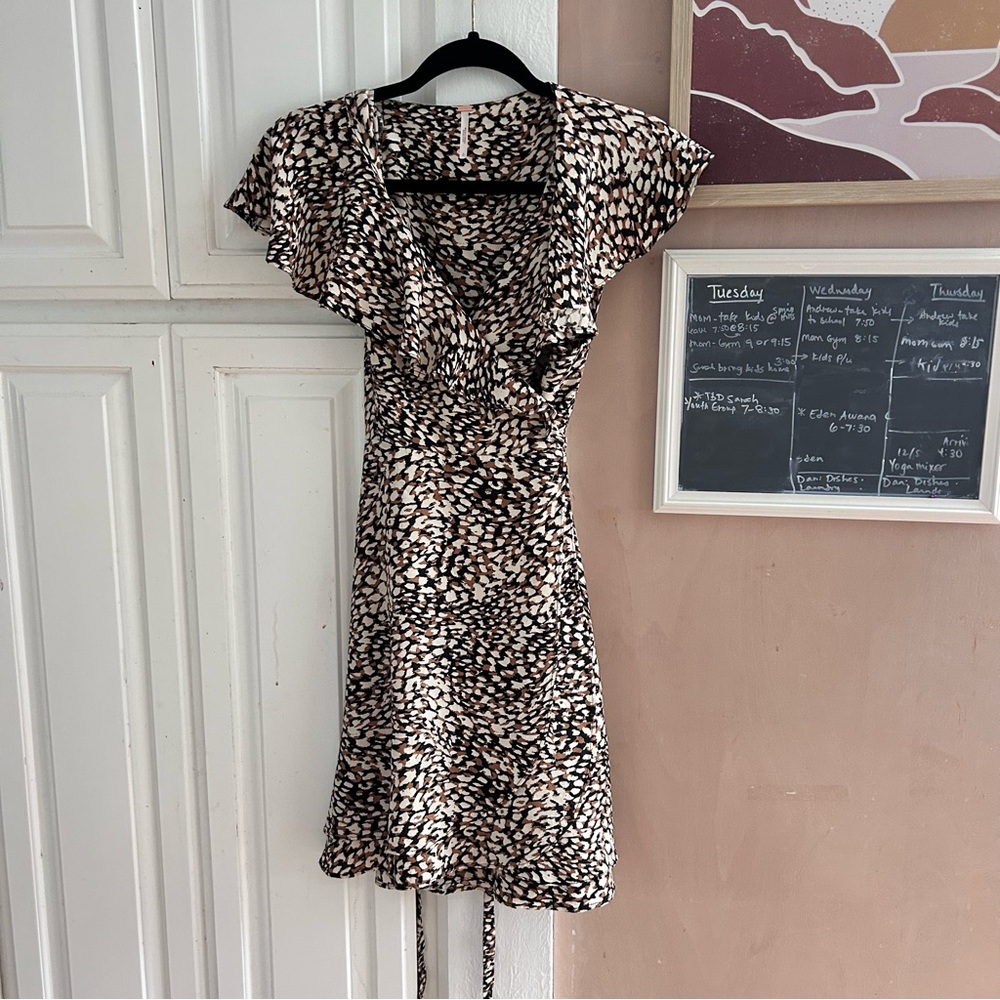We the free people french quarter mini wrap dress animal print ruffle sleeve - Picture 2 of 8